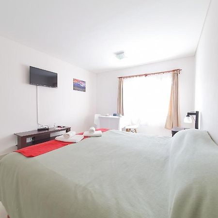 Newen Bed & Breakfast El Chalten Esterno foto